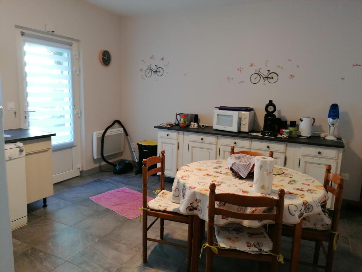 Gite Chez Pierrette Valence-sur-Baise Exterior foto